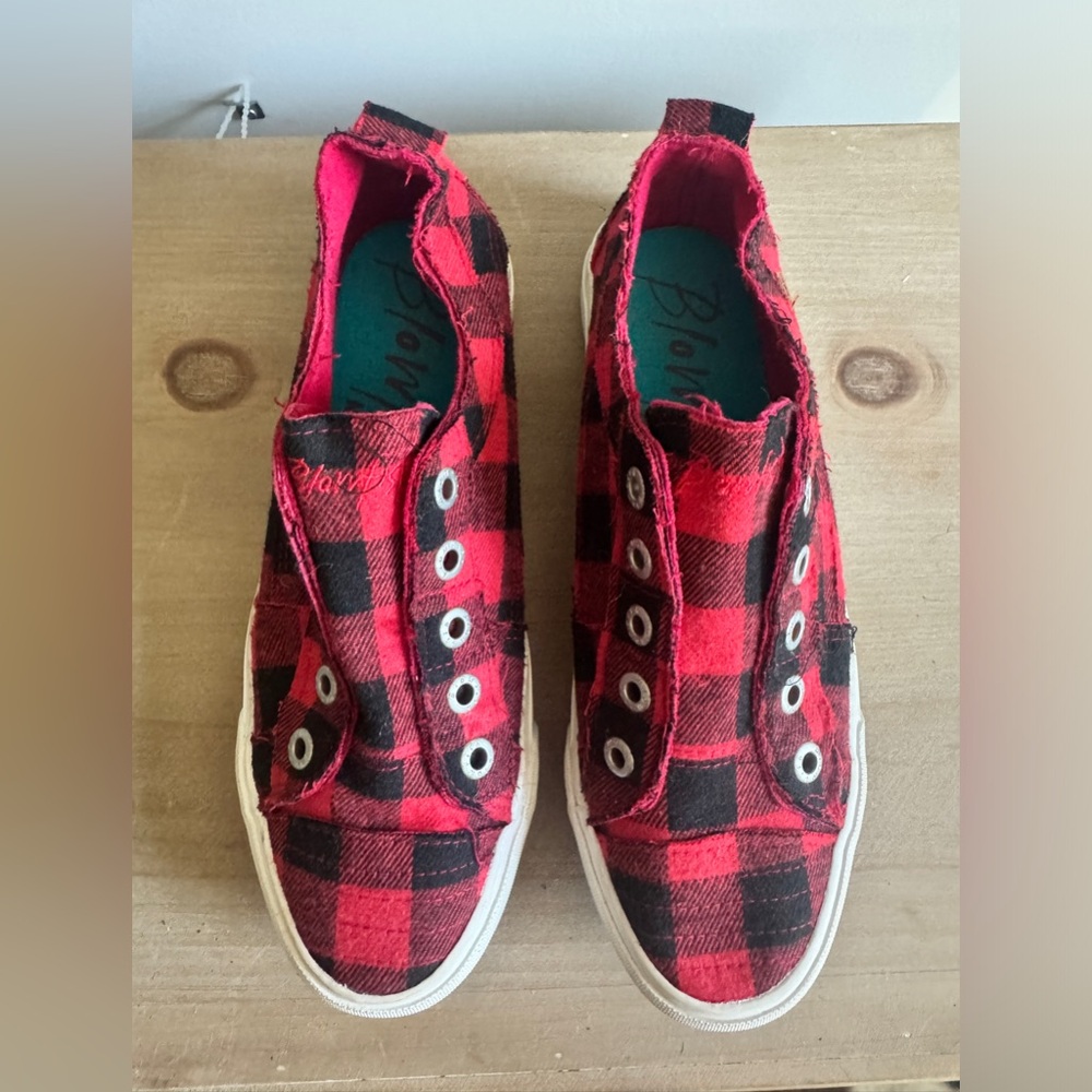 Blowfish 8.5 Red Plaid Slip Ons